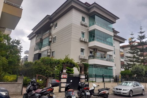 Daire  1+1  Oba, Antalya, Türkiye №142855