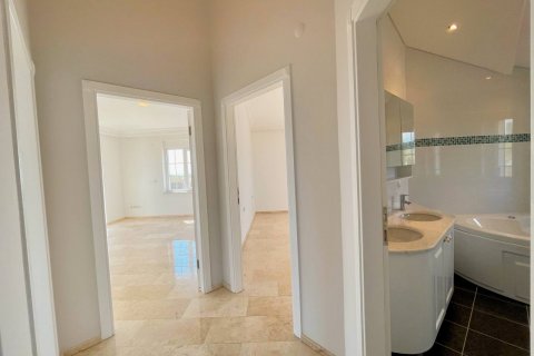 Apartment for sale in Gazipasa, Antalya, Turkey, 5 bedrooms, 300m2, No. 113266 – photo 8