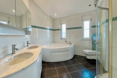 Apartment for sale in Gazipasa, Antalya, Turkey, 5 bedrooms, 300m2, No. 113266 – photo 10