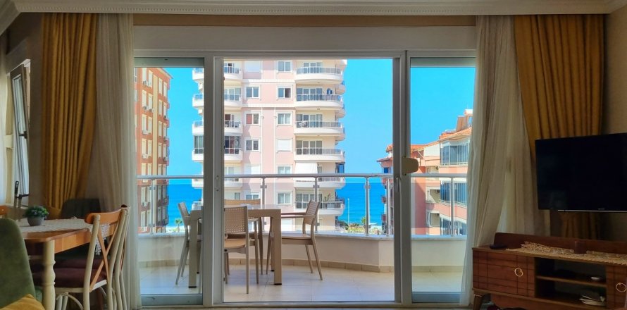 2+1 Apartment in Mahmutlar, Antalya, Turkey No. 120729