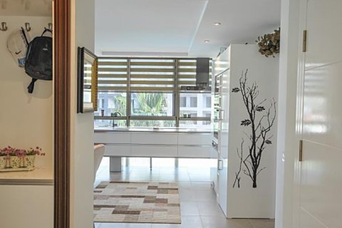 2+1 Lägenhet i Kargicak, Alanya, Antalya, Turkiet Nr. 139502 - 4