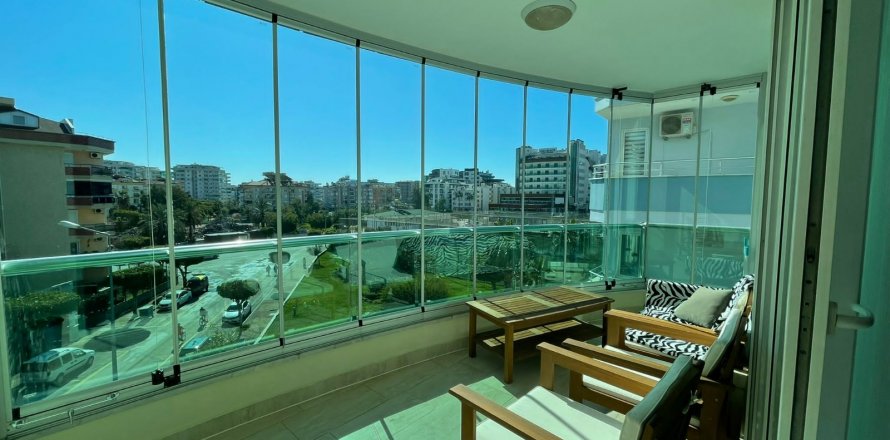 1+1 Apartment  in Oba, Antalya, Turkey No. 134465