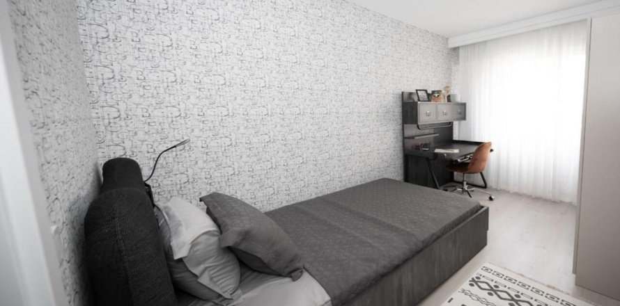 2+1 Lejlighed i Banu Evleri Ispartakule 4, Istanbul, Tyrkiet Nr. 142370