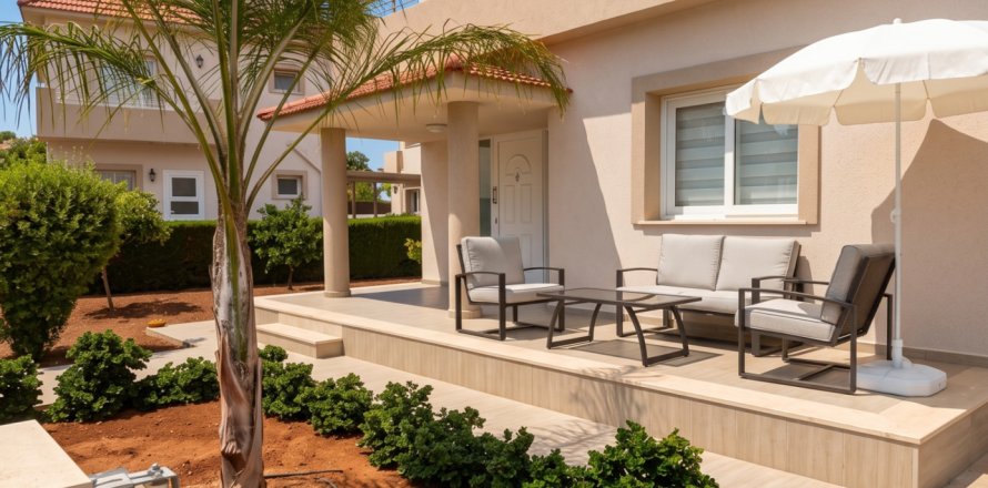 Villa  in Famagusta,  Nr. 211062
