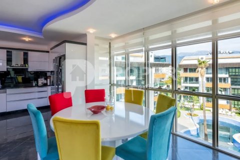Продажа квартиры  в Аланье, Анталье, Турция 5 комн., 267м2, №113768 – фото 4