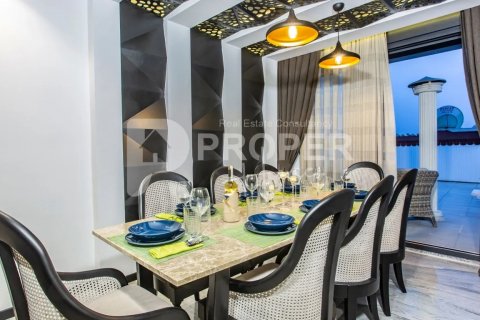 Lägenhet i Alanya, Antalya, Turkiet Nr. 113766 - 3