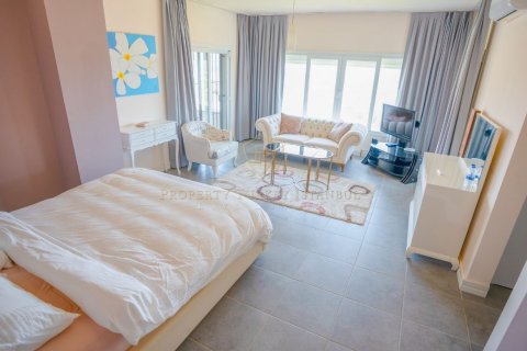 4+1 Villa  i Gumusluk, Mugla, Tyrkia Nr. 193294 - 4