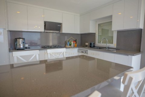 4+1 Villa  i Gumusluk, Mugla, Tyrkia Nr. 193294 - 11