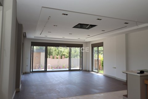 4+1 Villa  i Dosemealti, Antalya, Tyrkia Nr. 131396 - 16