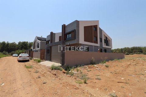 4+1 Villa  i Dosemealti, Antalya, Tyrkia Nr. 131396 - 12