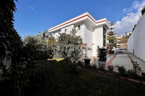 Villa for sale  in Alanya, Antalya, Turkey, 4 bedrooms, 350m2, No. 192866 – photo 5