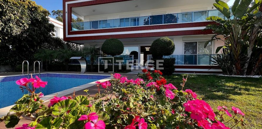 4+1 Villa  in Alanya, Antalya, Turkey No. 192866