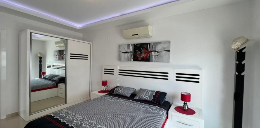 Lägenhet i Oba, Antalya, Turkiet Nr. 153053