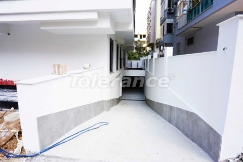 Продажа квартиры  в Анталье, Турция 1+1, 55м2, №136614 – фото 2
