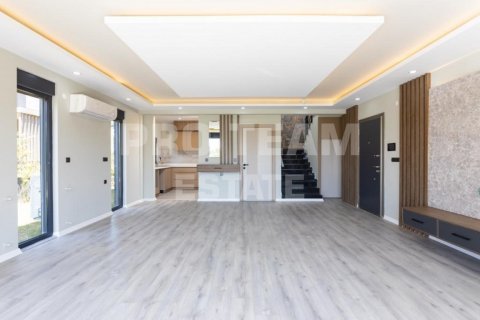 Villa for sale in Kundu, Antalya, Turkey, 160m2, No. 191880 – photo 10