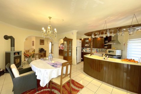 Villa for sale in Alanya, Antalya, Turkey, 4 bedrooms, 200m2, No. 210456 – photo 21