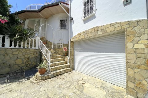 Villa for sale in Alanya, Antalya, Turkey, 4 bedrooms, 200m2, No. 210456 – photo 11