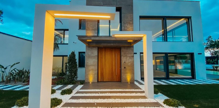 6+1 Villa i Alacati, Izmir, Turkiet Nr. 131194