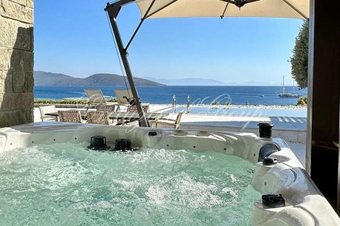 5+1 Villa  i Bodrum, Mugla, Tyrkiet Nr. 192187 - 14