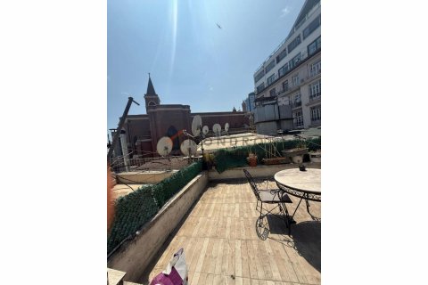 Apartment for sale in Beyoglu, Istanbul, Turkey, 1 bedroom, 70m2, No. 192597 – photo 17