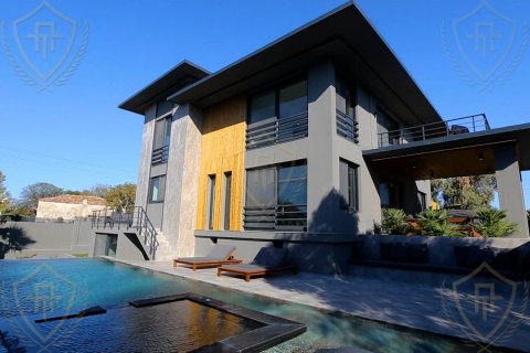 5+1 Villa in Cesme, Izmir, Türkei Nr. 131198 - 4