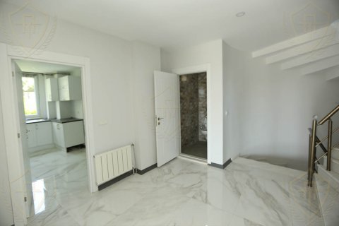 4+1 Villa i Bueyuekcekmece, istanbul, Turkiet Nr. 131199 - 6