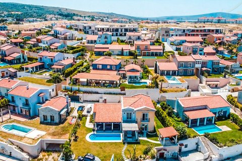 3+1 Villa  i Cesme, Izmir, Tyrkia Nr. 131197 - 9