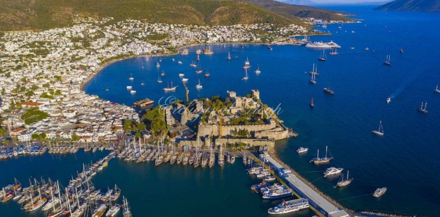 2+1 Lejlighed  i Bodrum, Mugla, Tyrkiet Nr. 193336