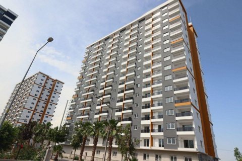 Apartment  in Tomuk, Mersin, Turkey No. 115582