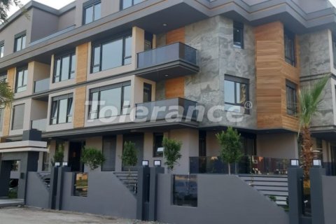 آپارتمان در  Antalya ، ترکیه 2 خوابه ، 65 متر مربع.  شماره 130586