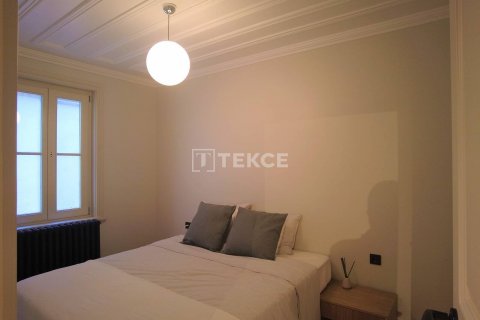 Продажа квартиры в Стамбуле, Турция 2+1, 132м2, №45331 – фото 11