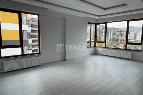 3+1 Lägenhet i Akcaabat, Trabzon, Turkiet Nr. 45613 - 9