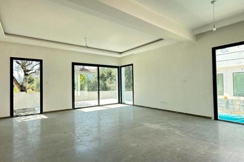3+0 Villa in Girne, Nr. 190986 - 3