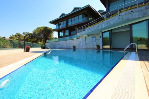 Villa for sale in Sariyer, Istanbul, Turkey, 4 bedrooms, 235m2, No. 147775 – photo 2
