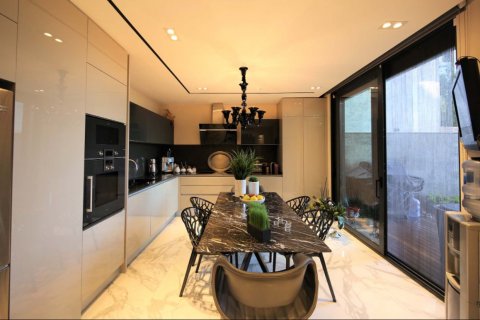 Villa for sale in Sariyer, Istanbul, Turkey, 4 bedrooms, 235m2, No. 147775 – photo 5