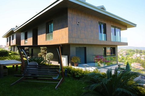 Villa for sale in Sariyer, Istanbul, Turkey, 4 bedrooms, 235m2, No. 147775 – photo 9