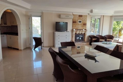 5+1 Villa i Alanya, Antalya, Tyrkia Nr. 145835