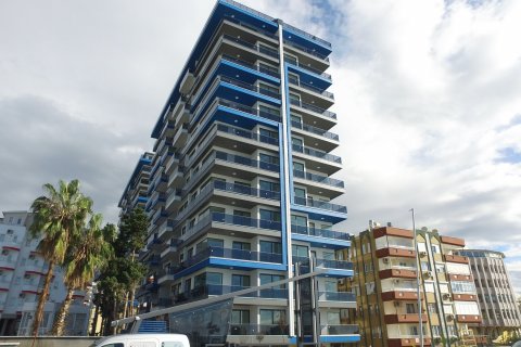 2+1 Lägenhet  i Mahmutlar, Antalya, Turkiet Nr. 110835