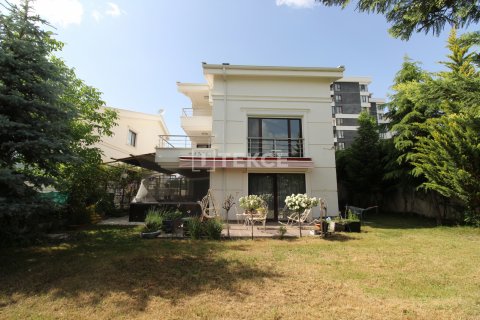 Вилла  5+2 в Анкаре, Турция №116978