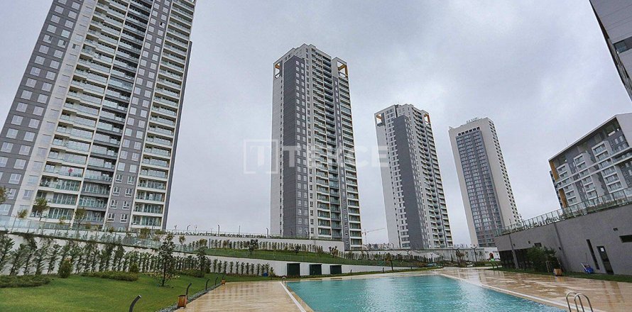 1+1 Apartment  in Istanbul, Turkey No. 46038