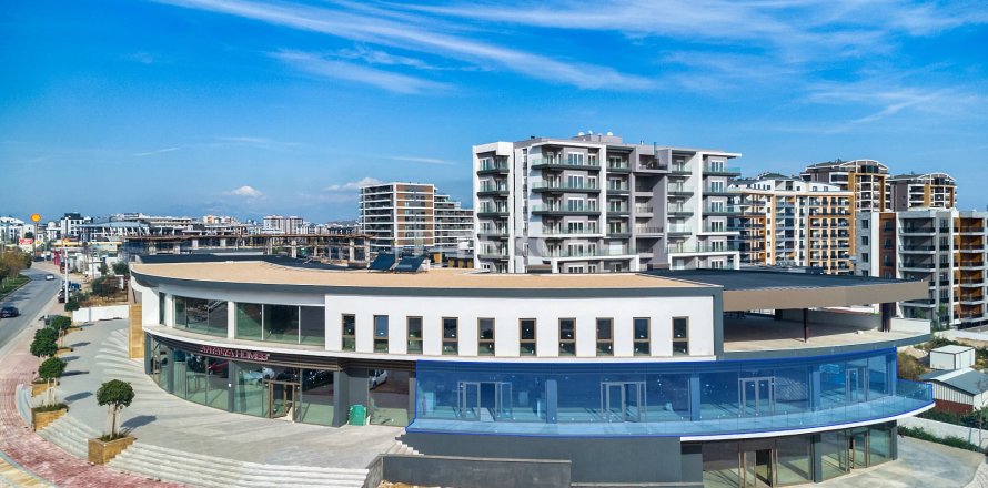 Commercial property in Aksu, Antalya, Turkey No. 138351
