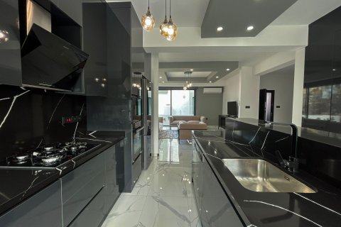 Продажа виллы  в Гирне, Северный Кипр 4 комн., 230м2, №210902 – фото 18