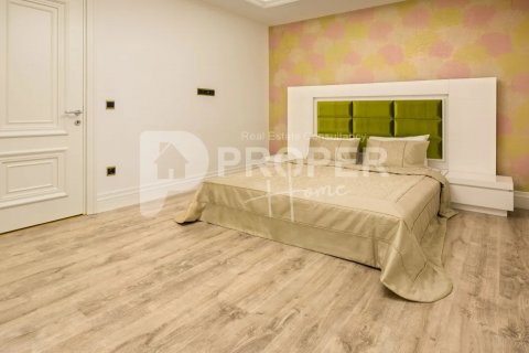 ویلا در  Kemer ، ترکیه 650 متر مربع.  شماره 40985 - 28