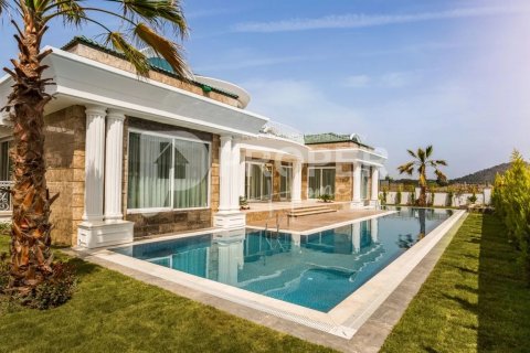 ویلا در  Kemer ، ترکیه 650 متر مربع.  شماره 40985 - 2