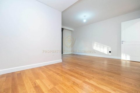 Apartment for sale in Üsküdar, Istanbul, Turkey, 5 bedrooms, 200m2, No. 131319 – photo 8