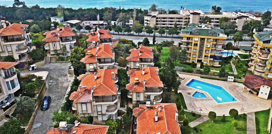 Villa i Kestel, Antalya, Tyrkia Nr. 145724