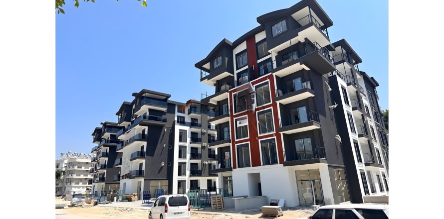 2+1 Apartment in Manavgat, Antalya, Turkey No. 193784