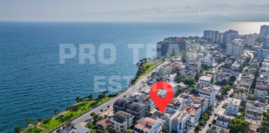 Apartment in Lara, Antalya, Turkey No. 210477
