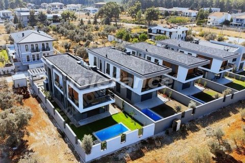 ویلا در  Antalya ، ترکیه 5 خوابه ، 240 متر مربع.  شماره 184874