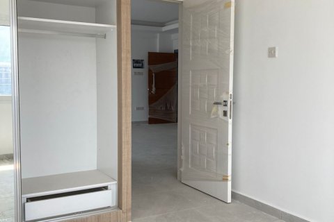 Продажа квартиры в Гирне, Северный Кипр 3 комн., 80м2, №145615 – фото 3